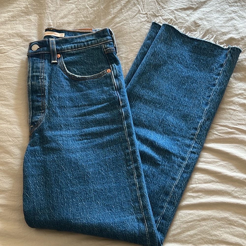 Levi’s rib cage straight ankle jeans, jazz pop color, size 27